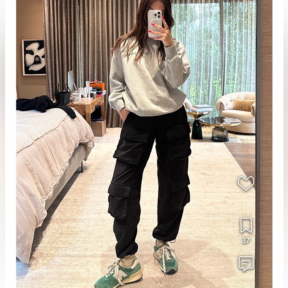 ALO Yoga Black Cargo Pants